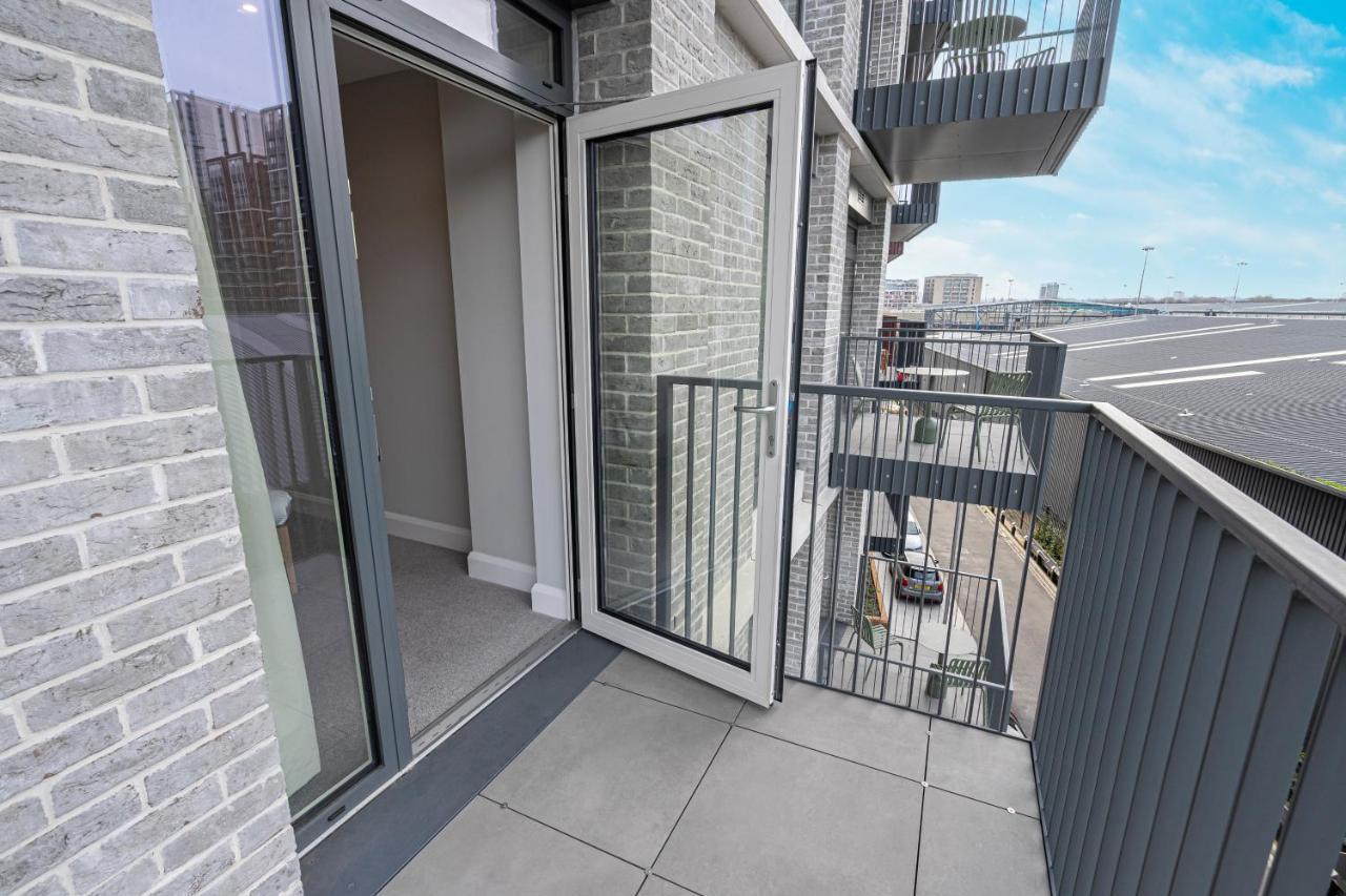 Altido New Apartments Near Battersea Power Station London Exterior photo